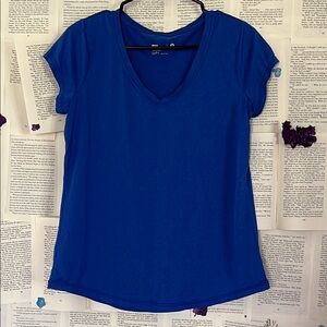 Xersion  Activewear Women's Blue V-Neck Top